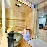 Zora Centrum + Sauna Apartment
